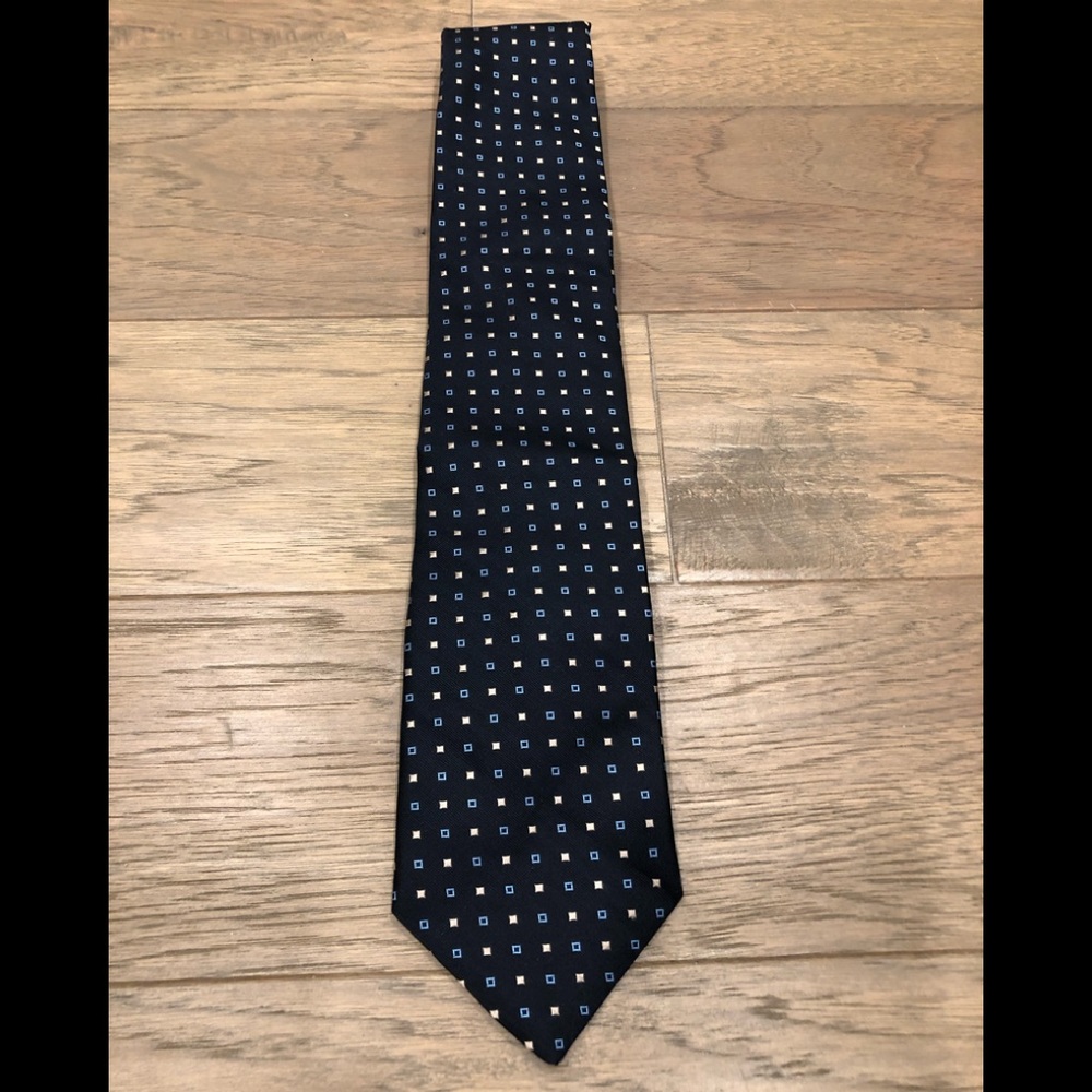 Nautica tie